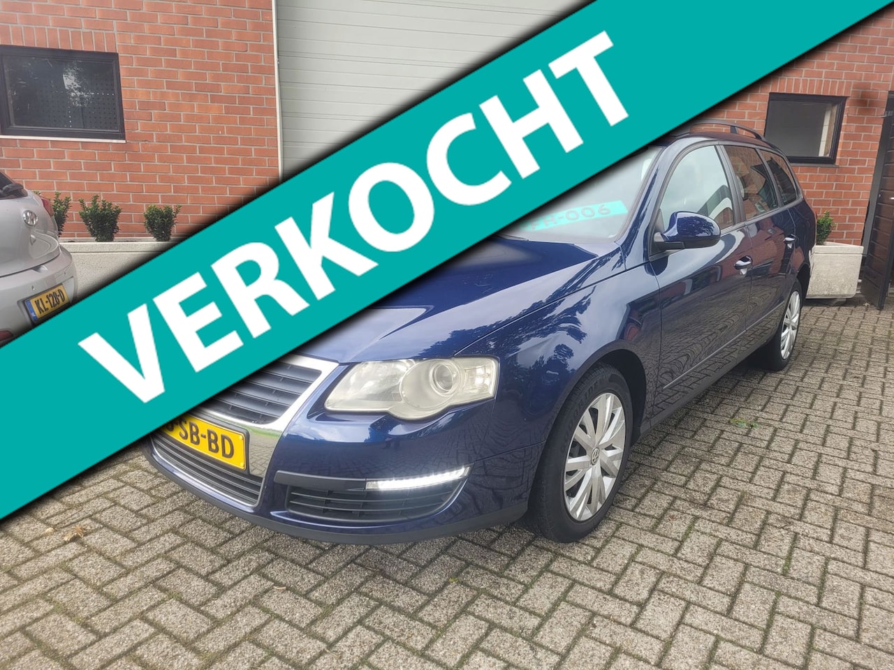 Volkswagen Passat Variant - 1.6 FSI Trendline 1.6 FSI Trendline - AutoWereld.nl