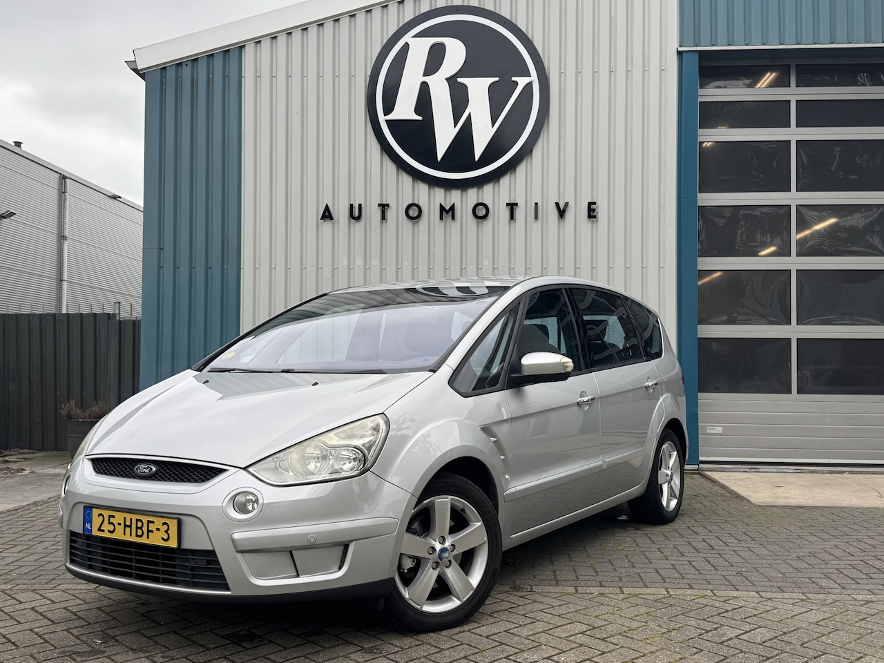 Ford S-Max - 2.0-16V Nav / Trekhaak / Cruise / NL Auto / N.A.P. - AutoWereld.nl
