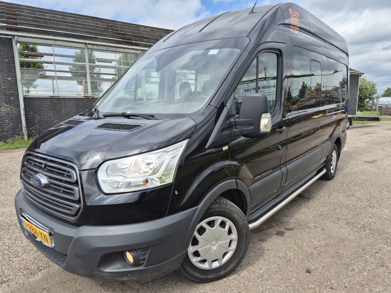 Ford Transit - 350 2.0 7-pers euro6 170pk TDCI L3H2 DC Ambiente 95.000km - AutoWereld.nl