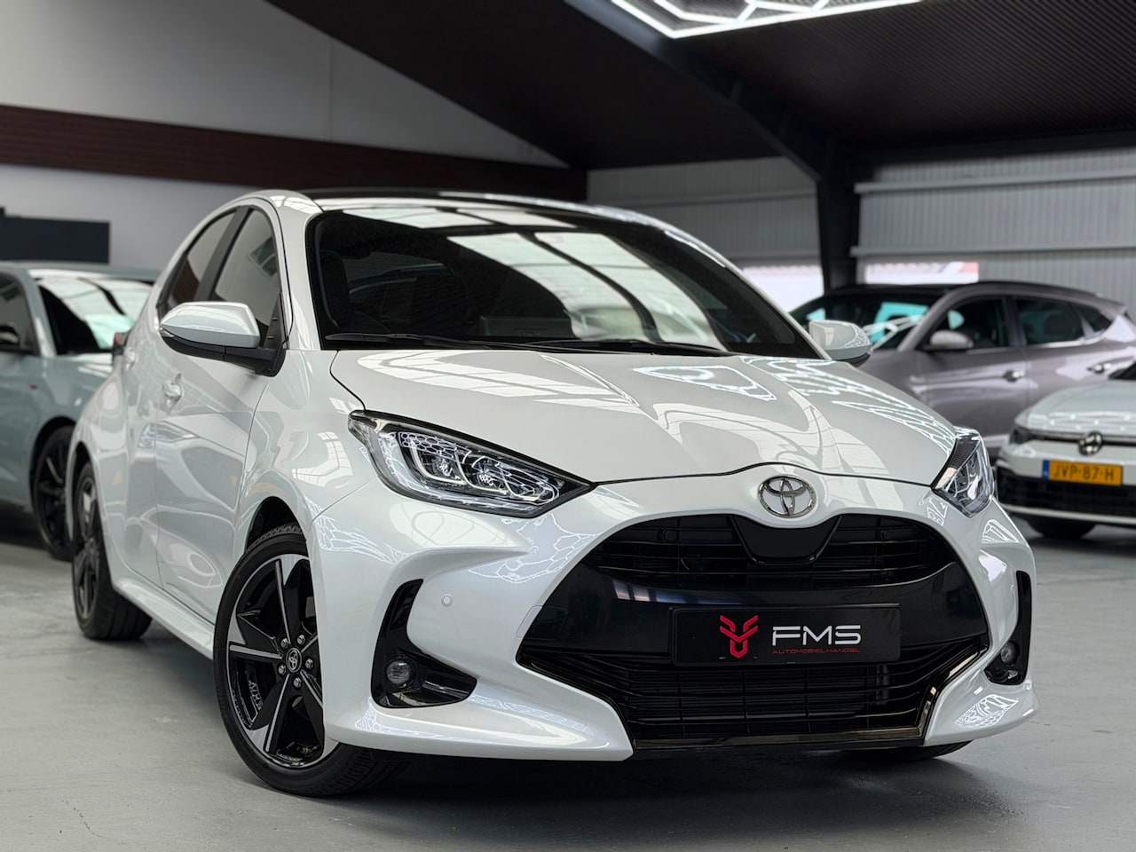 Toyota Yaris - 1.5 Hybrid 130 Premiere Edition Panorama CarPlay - AutoWereld.nl