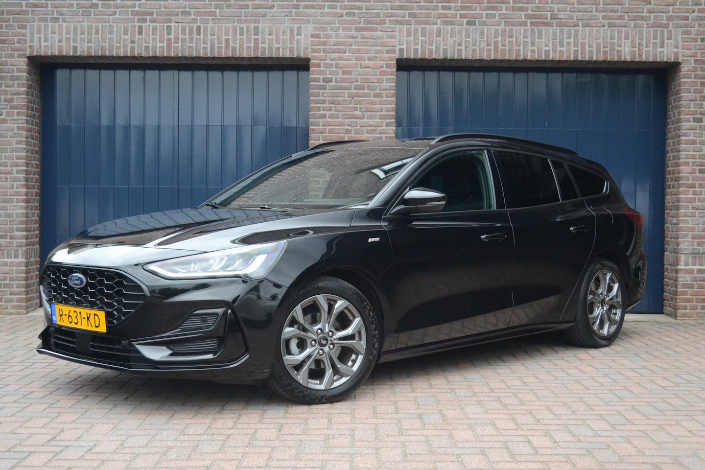 Ford Focus Wagon - 1.0 EcoBoost Hybrid ST Line X Facelift | Trekhaak | Groot scherm | Winterpakket | B&0 | Ac - AutoWereld.nl