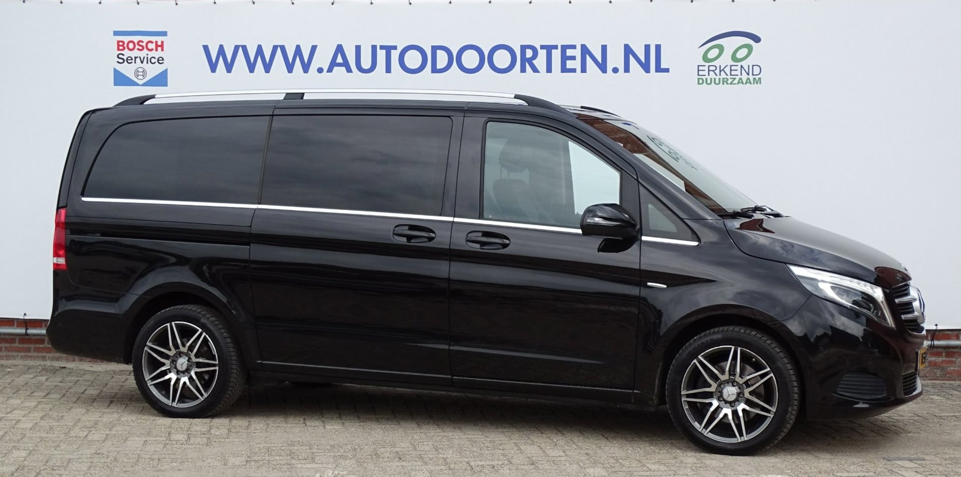 Mercedes-Benz V-klasse - 250d Lang DC Avantgarde|Trekhaak|360 Cam|Leder|Burmester - AutoWereld.nl