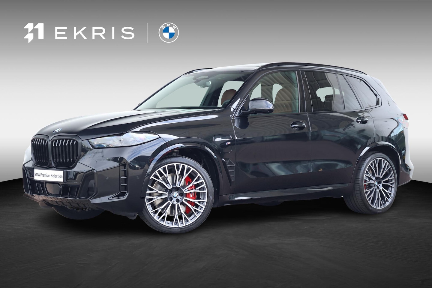 BMW X5 - xDrive50e / M-Sportpakket / Sportpakket Pro / Soft-Close / Pano Dak / Harman Kardon / Indi - AutoWereld.nl