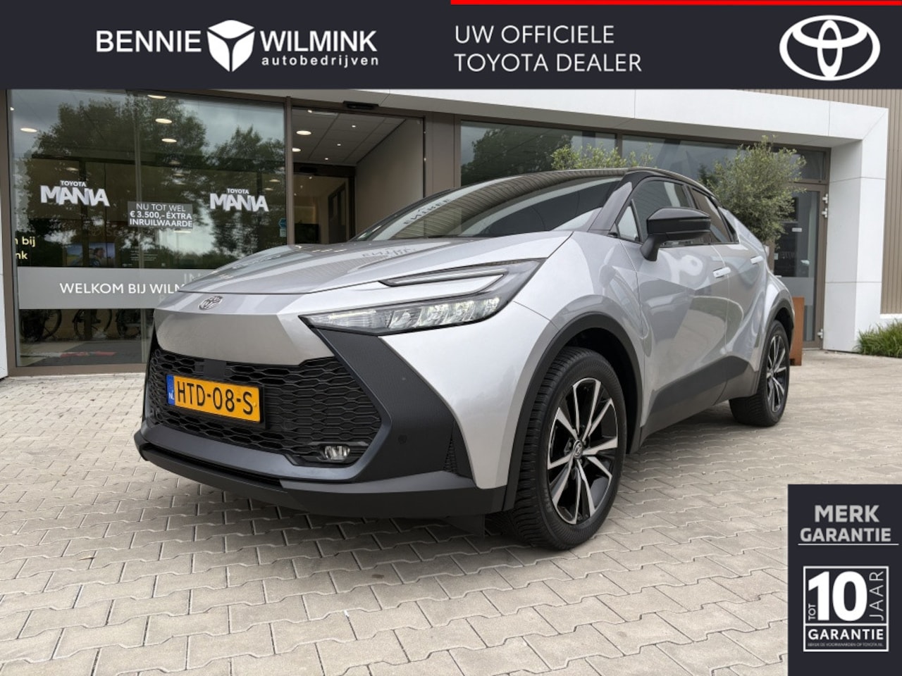 Toyota C-HR - 2.0 PHEV 220 Dynamic Bi-Tone | All Seasons - AutoWereld.nl