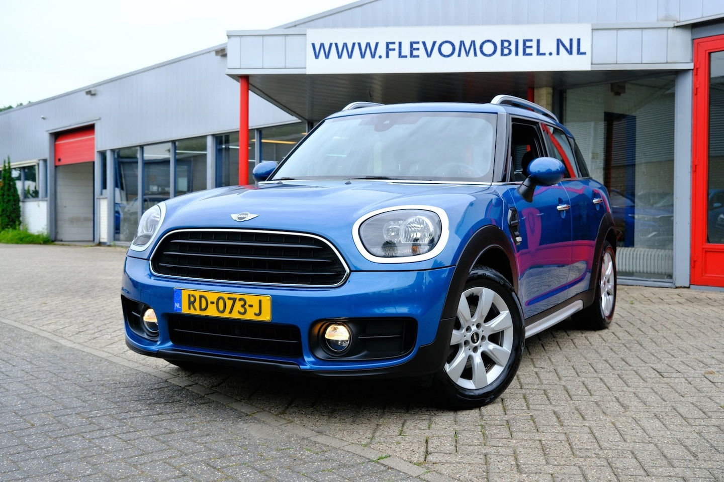 MINI Countryman - 2.0 150pk Cooper D Pepper Navi|Half Leder|Sportstoelen|Clima|LMV - AutoWereld.nl