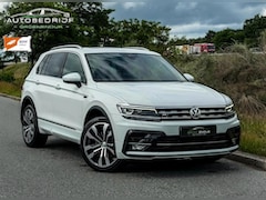 Volkswagen Tiguan - 2.0 TSI 4Motion Highline Business R DYNAUDIO HUD PDC CAMERA CARPLAY MODE DODEHOEK
