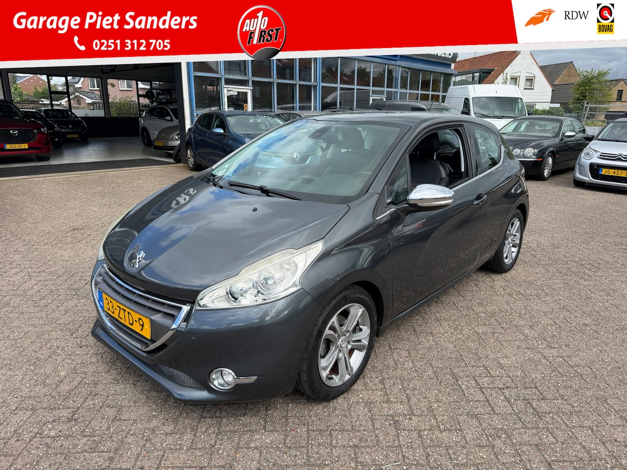 Peugeot 208 - 1.6 VTi Allure Automaat I Leder/Stof I Clima I PDC I Cruise I NL-Auto - AutoWereld.nl