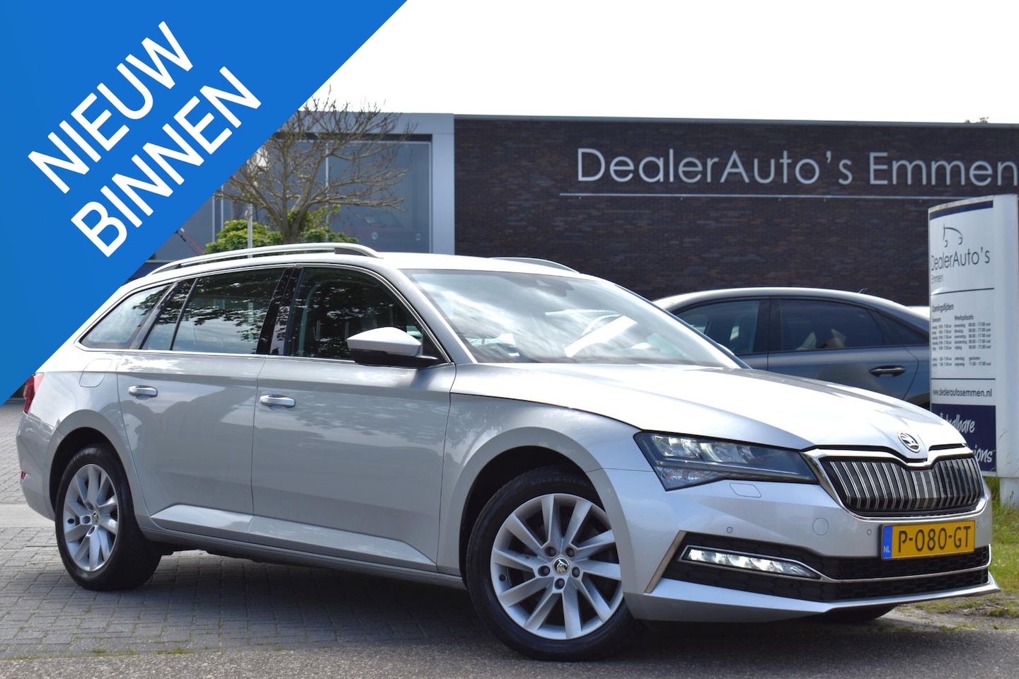 Skoda Superb Combi - 1.4 TSI iV Business Edition Plus 1.4 TSI iV Business Edition Plus - AutoWereld.nl