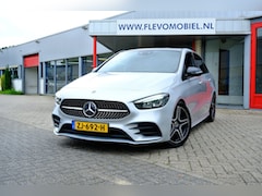 Mercedes-Benz B-klasse - 180 Business Solution AMG Aut. Pano|Leder-Alcantara|Widescreen|LMV|Cam|Enz