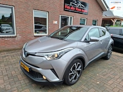 Toyota C-HR - 1.8 Hybrid Dynamic Sport. Dealer onderhouden, zeer netjes O.a. cruise, navi, camera, stoel