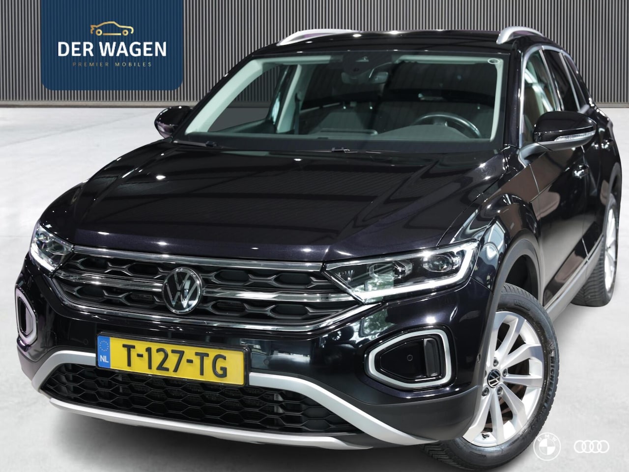 Volkswagen T-Roc - 1.5 TSI BUSINESS / MASSAGE / ACC / CAMERA / TREKHAAK / 17" - AutoWereld.nl