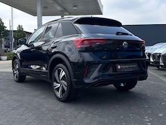 Volkswagen T-Roc - 1.5 TSI R-Line|Black Style|Zeer Luxe|Panodak|Stoel/Stuurverw|Adapt Cruise|App-Connect
