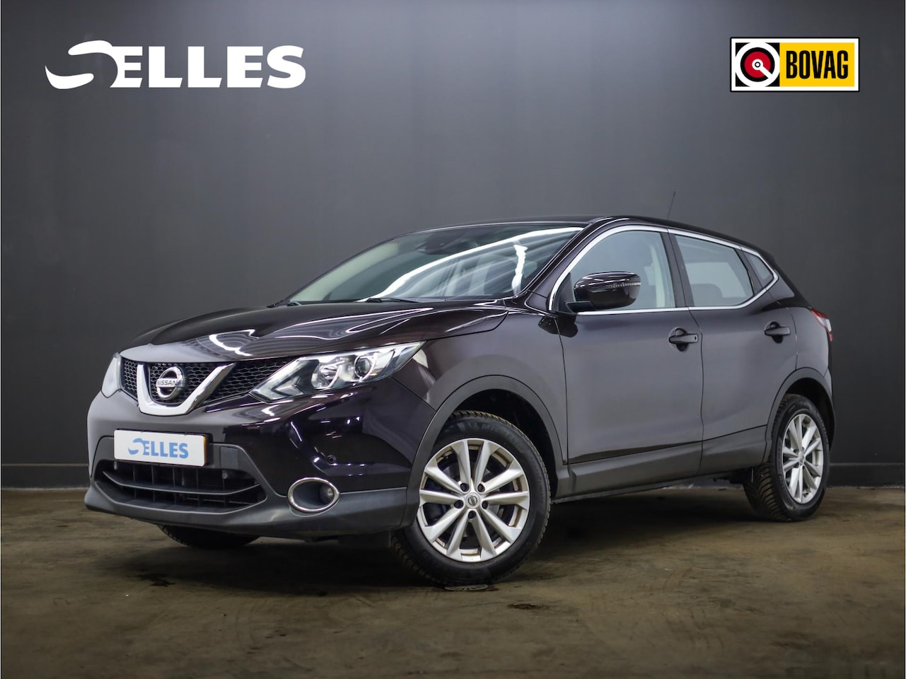 Nissan Qashqai - 1.2 Acenta Connect | Navigatie | Trekhaak | Stoelverwarming | Camera - AutoWereld.nl
