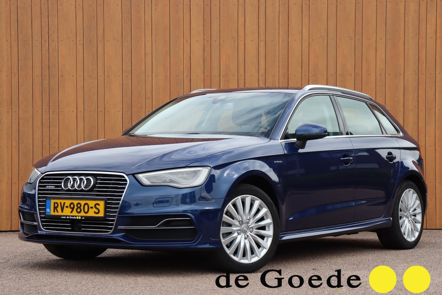 Audi A3 Sportback - 1.4 e-tron PHEV Attraction Pro Line plus camera trekhaak h.leer+el.+vw adap.cruise - AutoWereld.nl