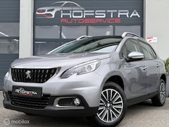 Peugeot 2008 - 1.2 PureTech Blue Lion Pano Trekhk CarPlay Distr-Riem-VV