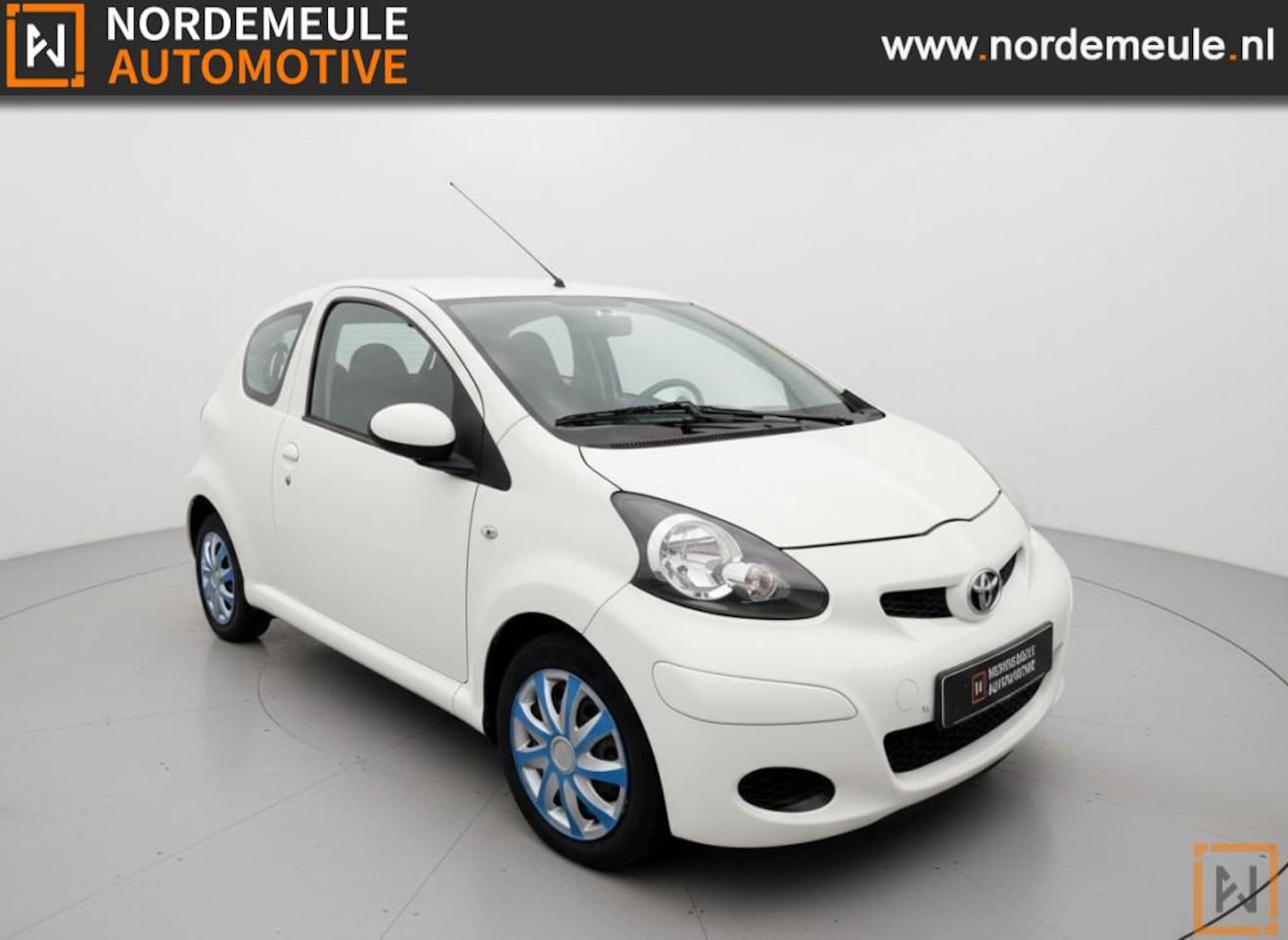 Toyota Aygo - 1.0-12V COMFORT NAVI, AIRCO, CENTR VERGRENDELING. - AutoWereld.nl