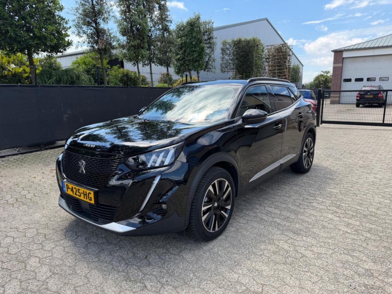 Peugeot 2008 - GT 50 KWH 1e eigen. LED Alcantara adap. cruise - AutoWereld.nl