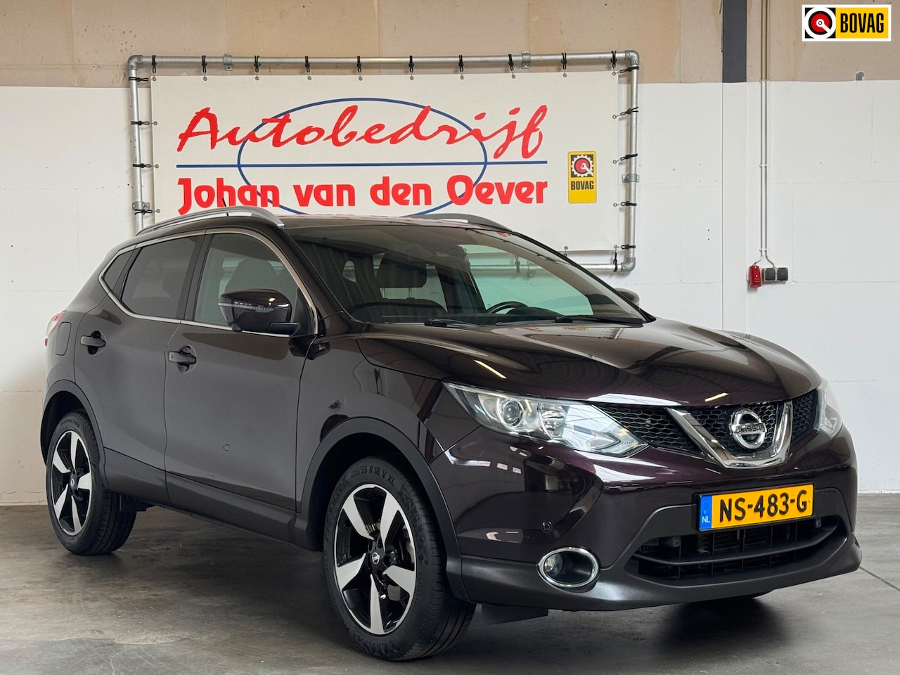 Nissan Qashqai - 1.2 N-Connecta|Pano|360 Camera|Automaat|Half-Leder| - AutoWereld.nl