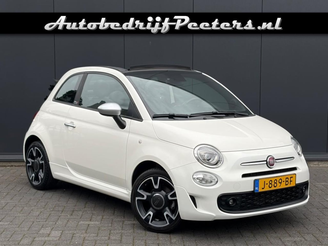 Fiat 500 C - 1.0 Hybrid Cabrio 1e eig. Navi Carplay Android PDC Cruise NL-auto - AutoWereld.nl