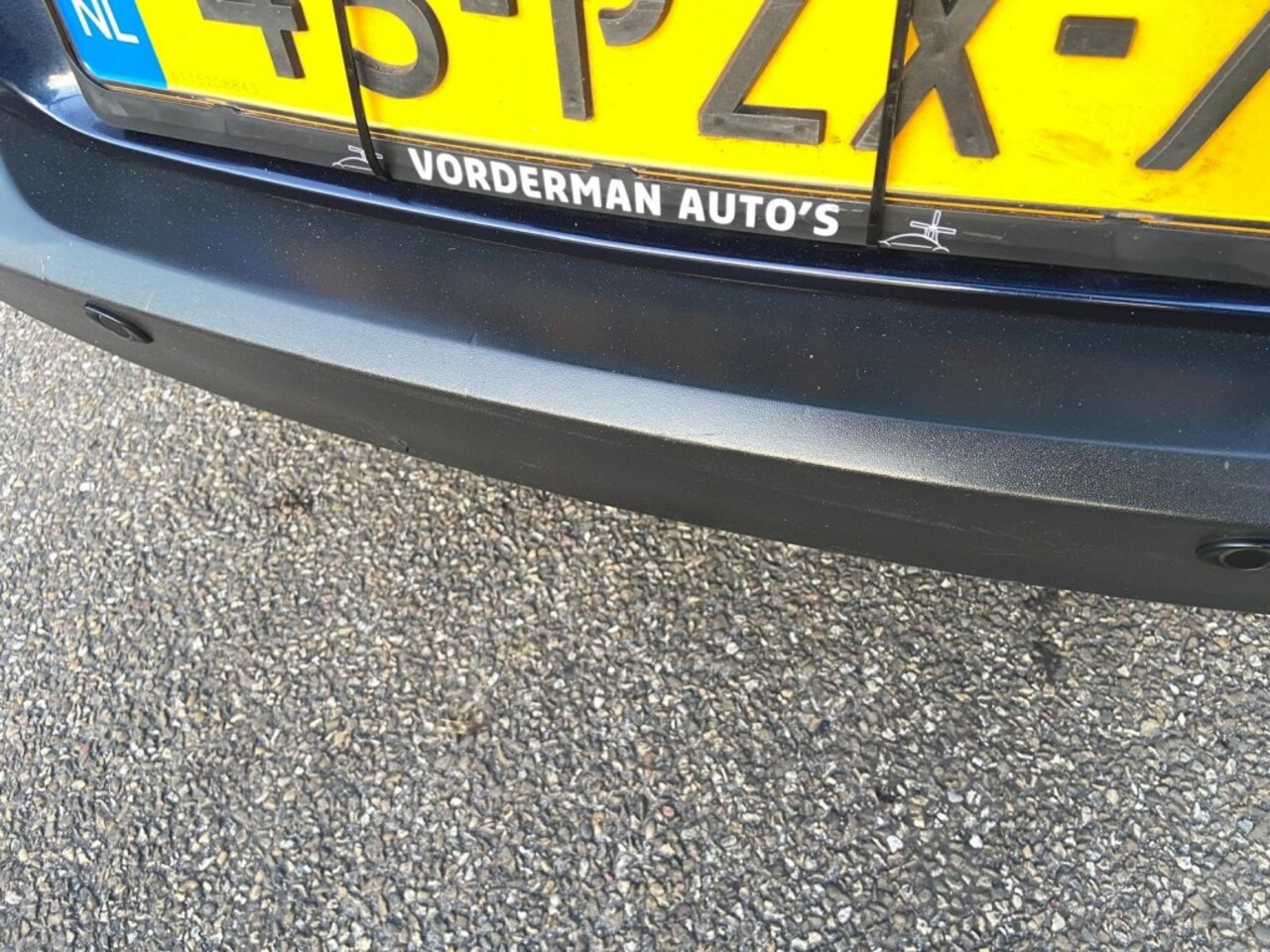Volkswagen Tiguan - SPORTenSTYLE  Donkerbruin Leer   Panorama schuifkanteldak  Trekhaak
