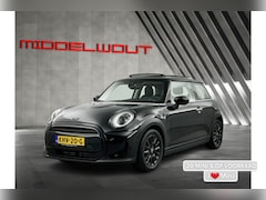 MINI Cooper - 1.5 Camden Plus Pano-dak/Head-Up Display/Camera/Leder