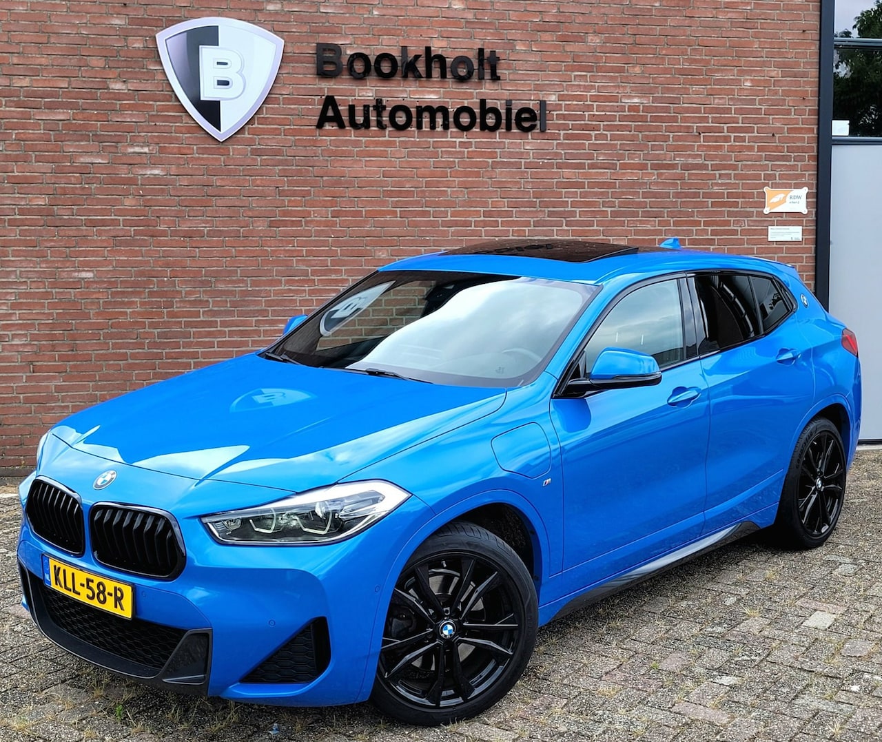 BMW X2 - XDrive25e M-sport Pano, Cam, ACC, Harman Kardon - AutoWereld.nl