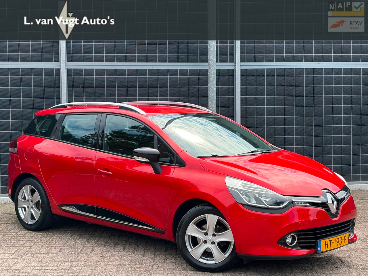 Renault Clio Estate - 0.9 TCe Expression | incl. 1 jaar Garantie - AutoWereld.nl