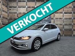Volkswagen Polo - 1.0 TSI Comfortline Navi Carplay PDC V&A Airco Cruise