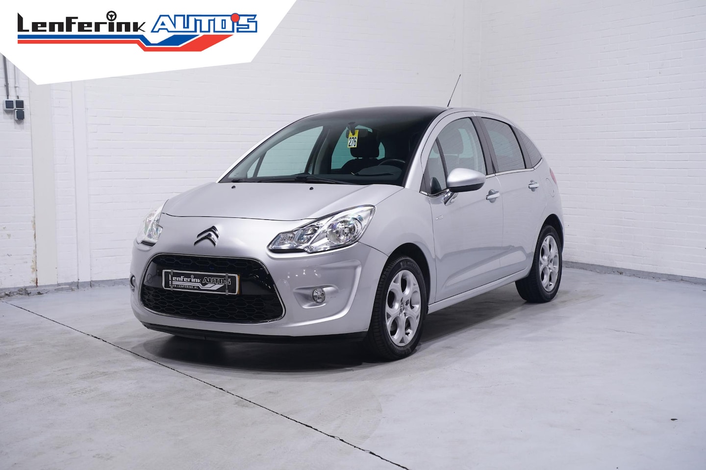 Citroën C3 - 1.6 VTi Exclusive NAP Cruise Panoramische-voorruit 16"-lmv Mistlampen Private-glas PDC - AutoWereld.nl