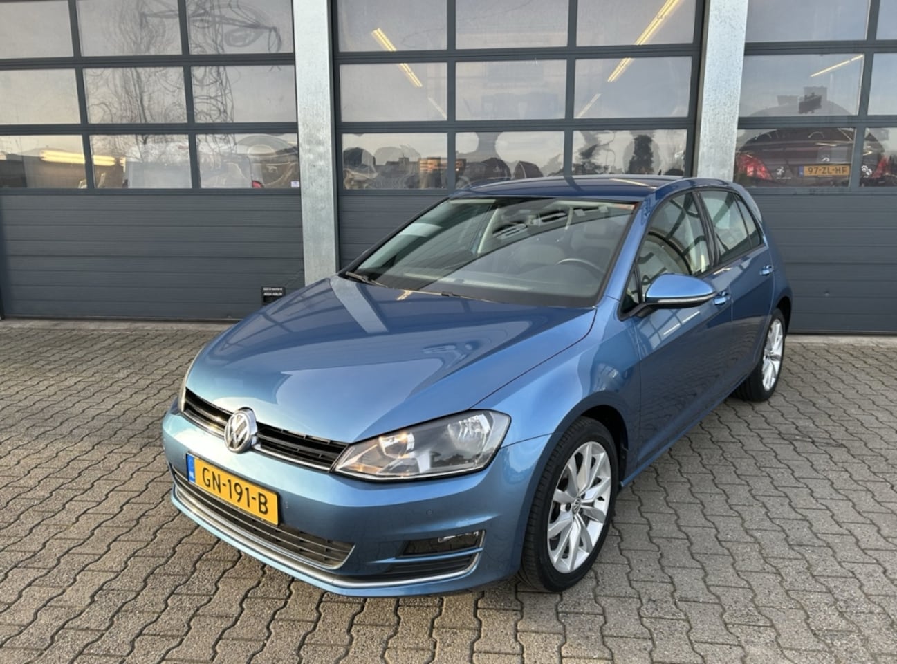 Volkswagen Golf - Vii 1.4 TSI 125pk BMT 5D DSG Business Edition Connected - AutoWereld.nl