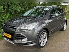 Ford Kuga - 1.5 ST-Line Titanium Plus 2015 150PK NAVI CLIMA CRUISE TREKHAAK