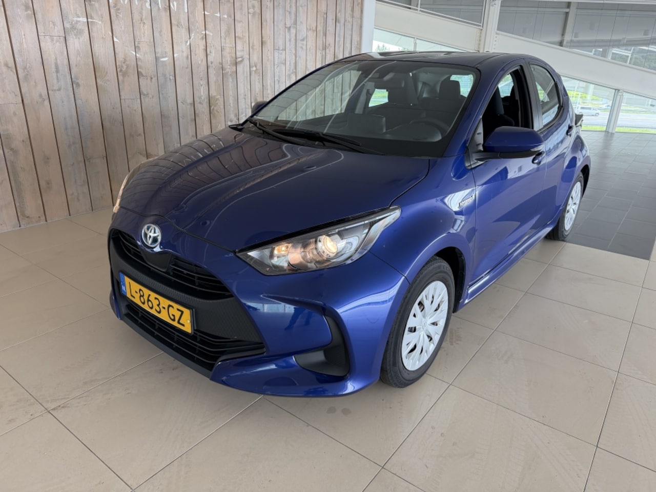 Toyota Yaris - 1.5 Hyb. Active - AutoWereld.nl