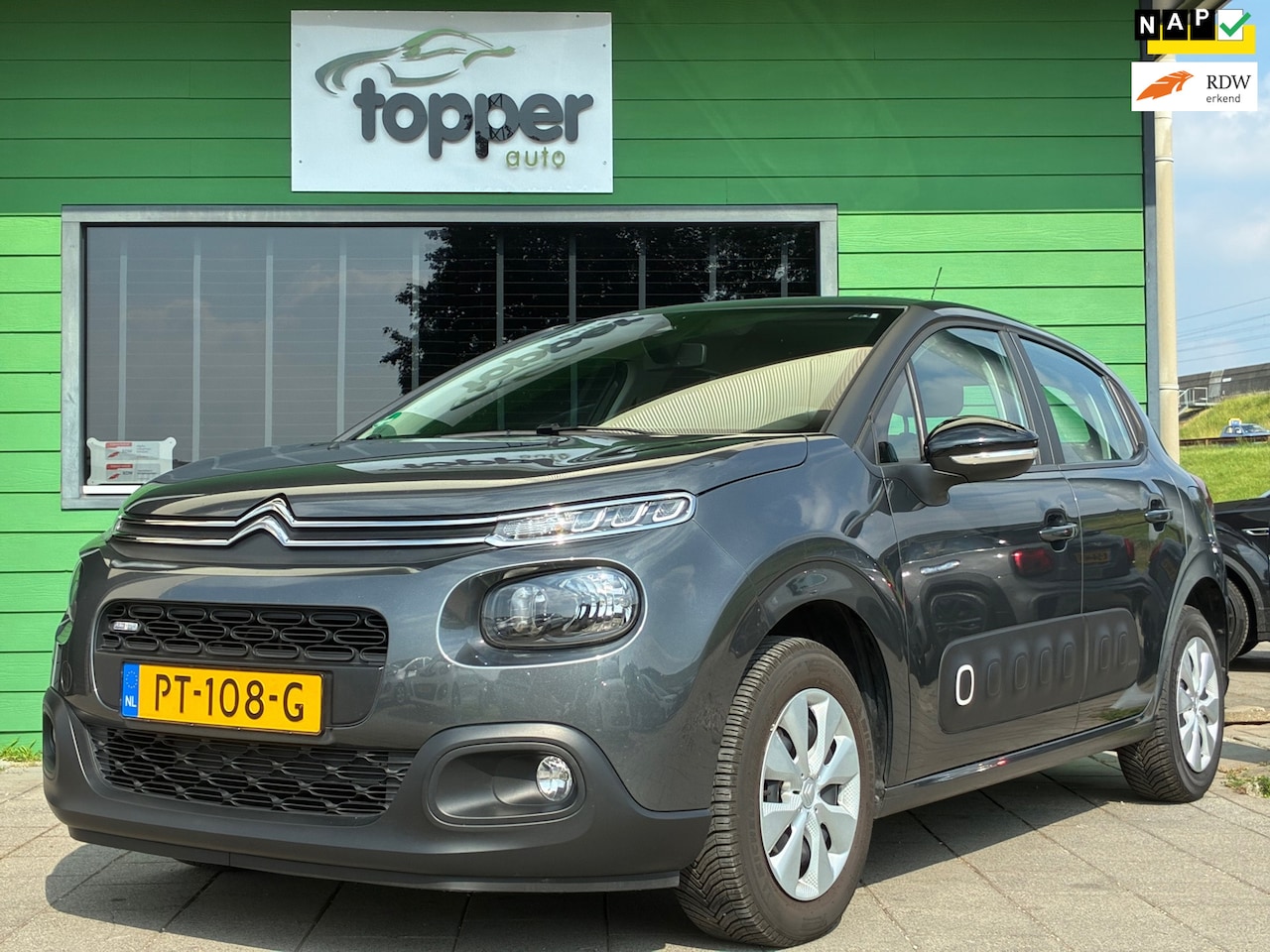 Citroën C3 - 1.2 PureTech|2e Eigenaar|Navigatie|CruiseControl|Airco|Trekhaak - AutoWereld.nl