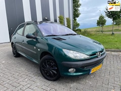 Peugeot 206 - 1.6-16V Roland Garros Automaat-Lage Km-Airco-Pano-Elekpakket