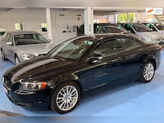 Volvo C70 Convertible - 2.4 Momentum Zwitsers 1eign, netto € 9.915, bijtelvriendelijk