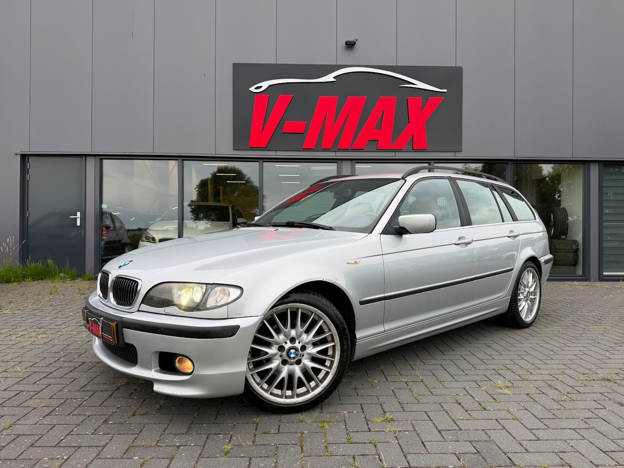 BMW 3-serie - 320i Special Executive AUT Xenon Leder Soelvw. Trekhaak - AutoWereld.nl