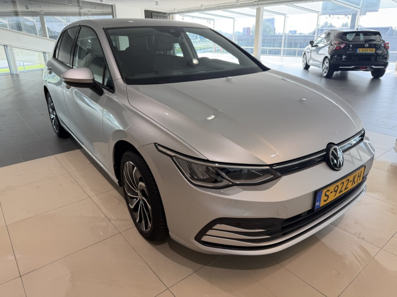 Volkswagen Golf - 1.0 TSI Life 1.0 TSI Life - AutoWereld.nl