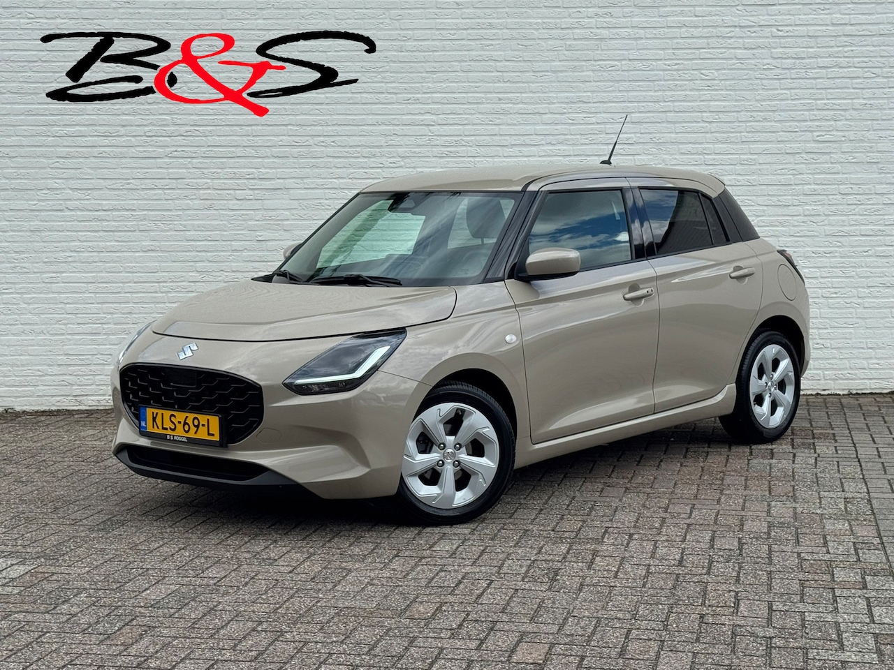 Suzuki Swift - 1.2 Select Smart Hybrid Automaat Camera Navi Carplay Adaptive Cruise Clima - AutoWereld.nl
