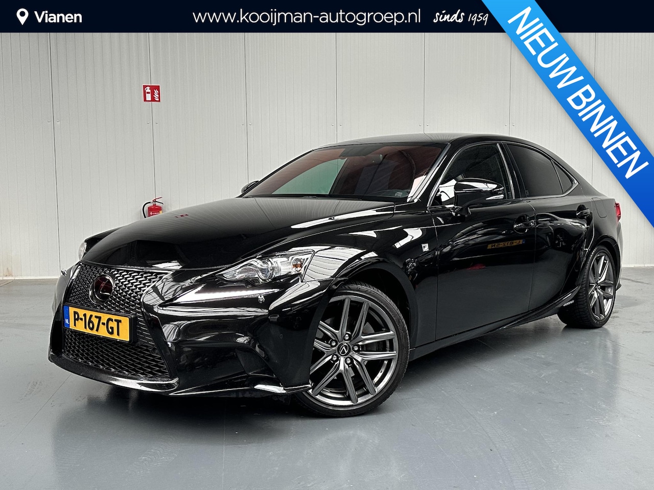 Lexus IS - 300h F Sport Line Dealeronderhouden, nette auto, afneembare trekhaak, veel luxe! - AutoWereld.nl