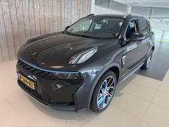 Lynk & Co 01 - 1.5