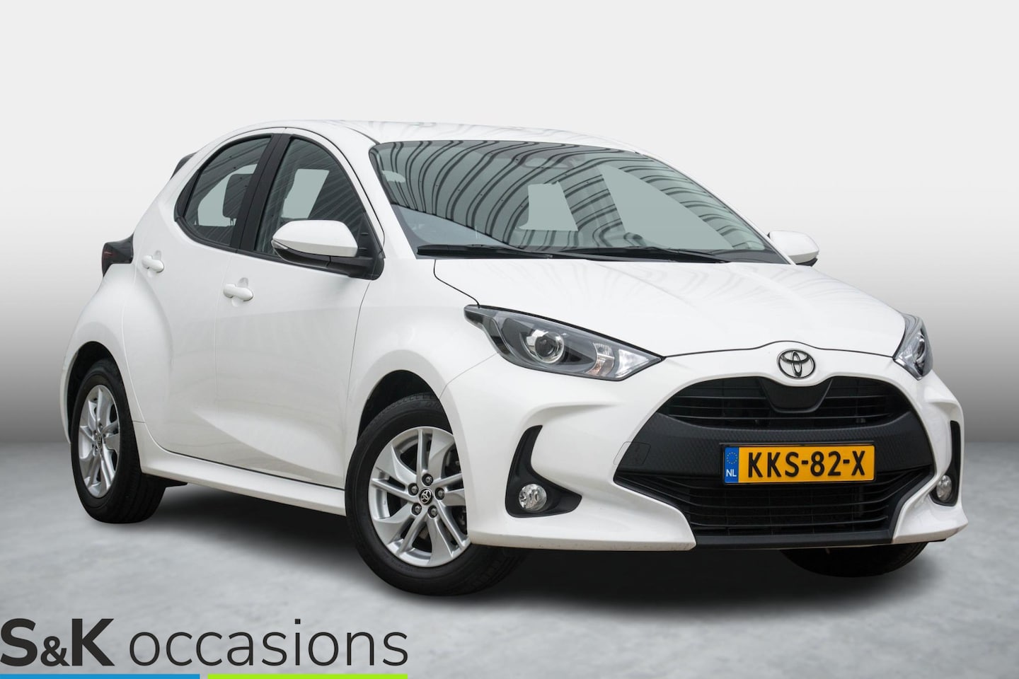 Toyota Yaris - 1.5 Hybrid 115 Business ACC Keyless - AutoWereld.nl
