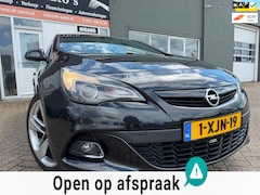 Opel Astra GTC - 1.6 Turbo Sport met leer en parkeersensoren en navigatie en bluetooth en cruise controle e