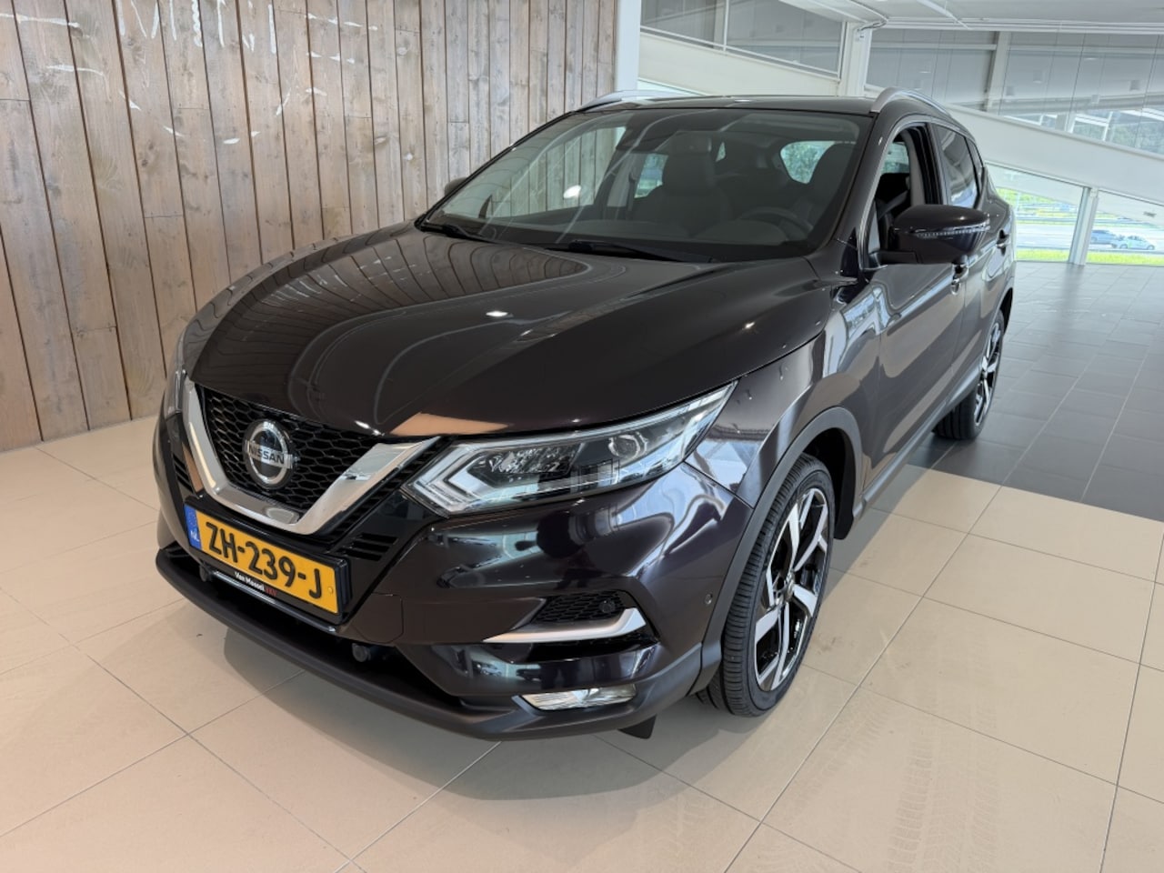 Nissan Qashqai - 1.3 DIG-T Tekna - AutoWereld.nl