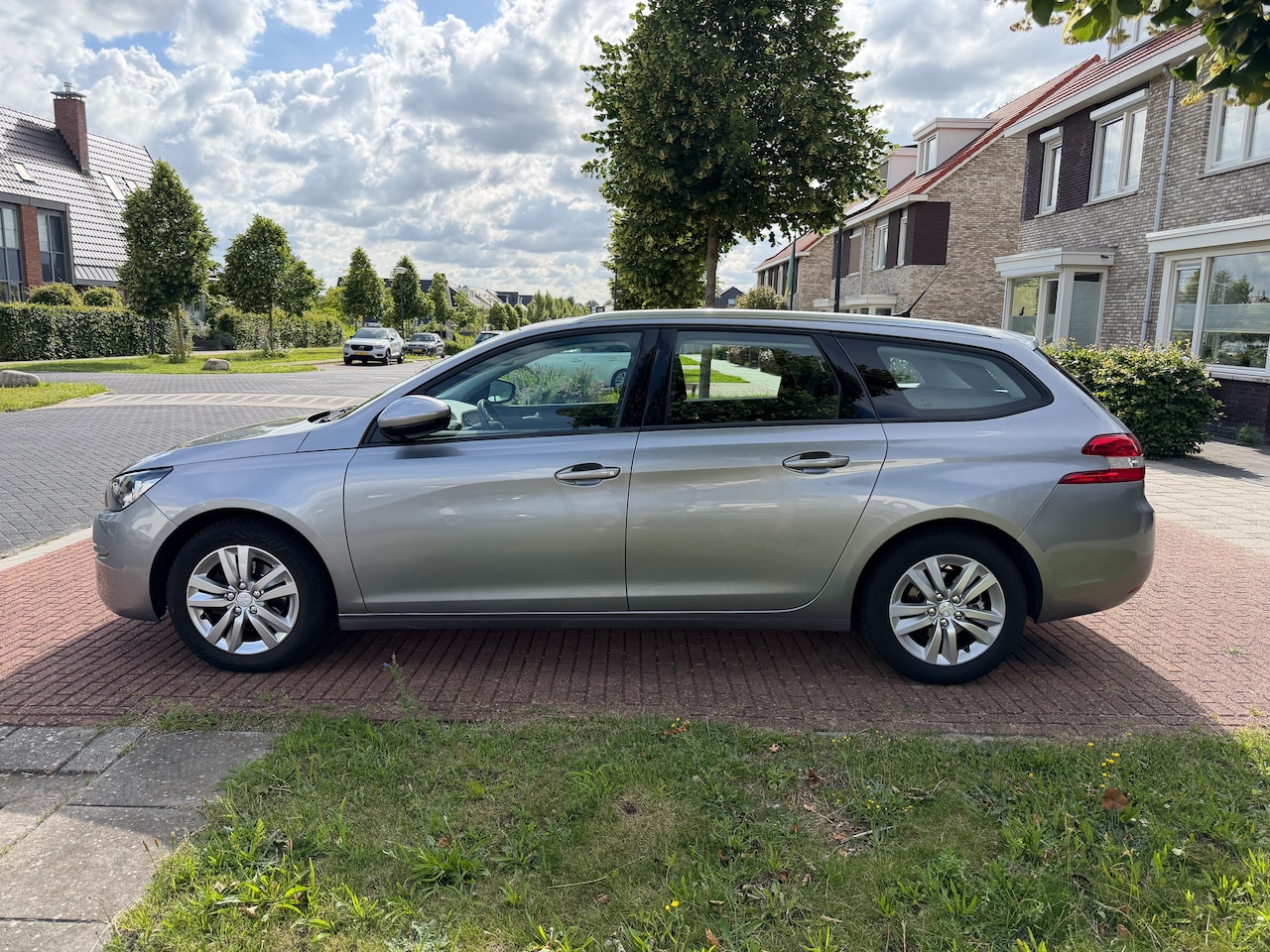 Peugeot 308 SW - 1.2 PureTech Style Turbo - AutoWereld.nl
