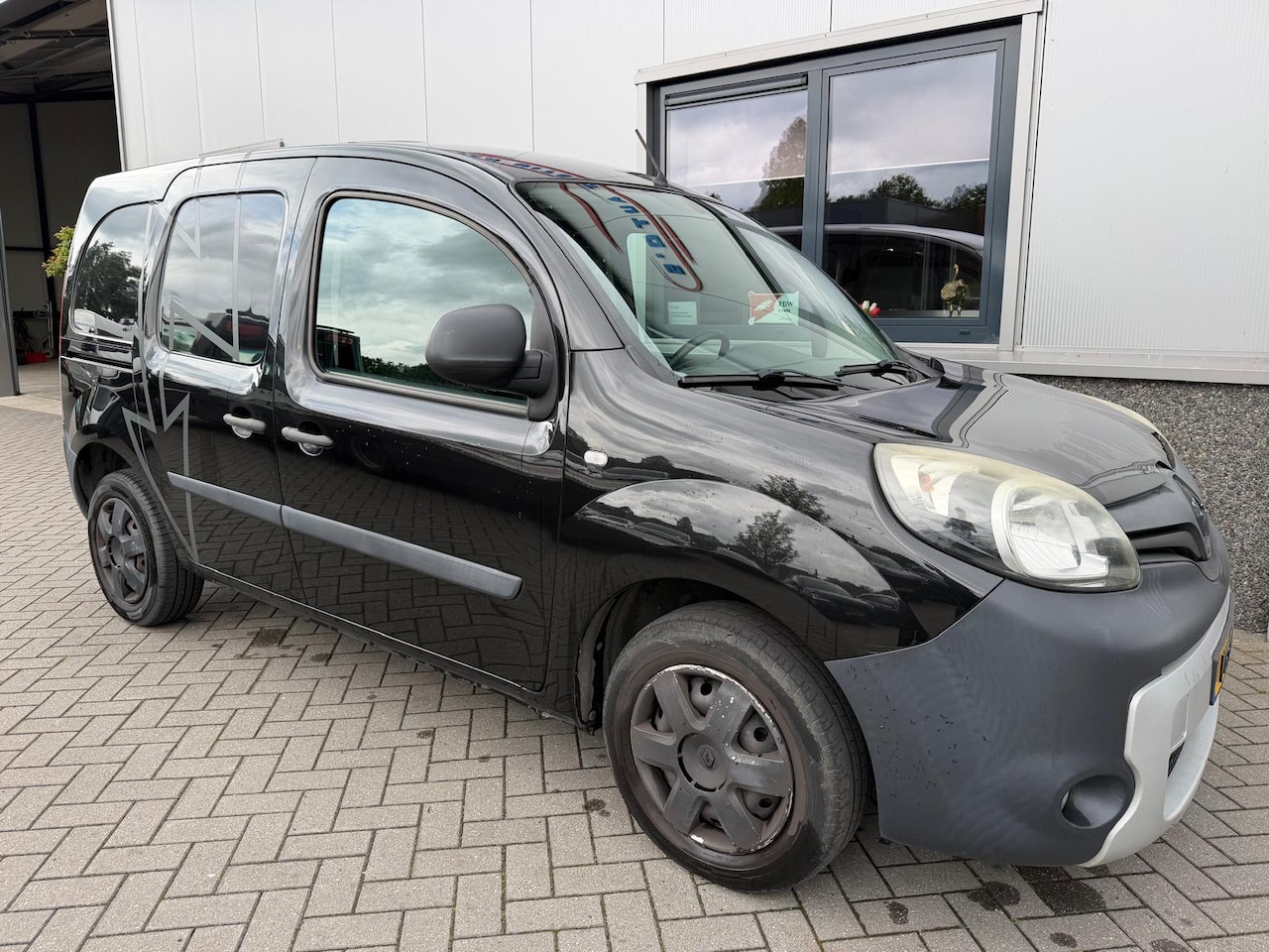 Renault Kangoo Express - 1.5 dCi 90 Express Black Edition S&S - AutoWereld.nl