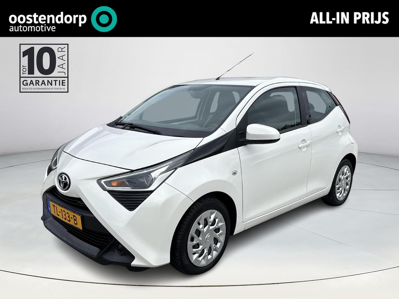 Toyota Aygo - 1.0 VVT-i x-play **AIRCO/ BEGRENZER/ BLUETOOTH/ GARANTIE** - AutoWereld.nl