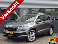 Skoda Karoq - 1.5 TSI ACT Business Edition Plus DSG | trekhaak wegklapbaar | pano dak | voorruitverwarmi