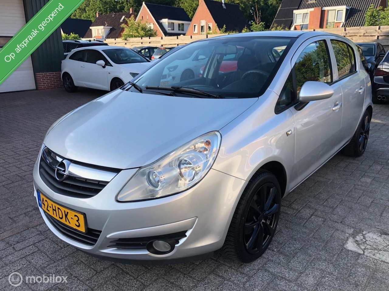Opel Corsa - 1.4-16V Airco Cruise Trekhaak LM-velgen - AutoWereld.nl