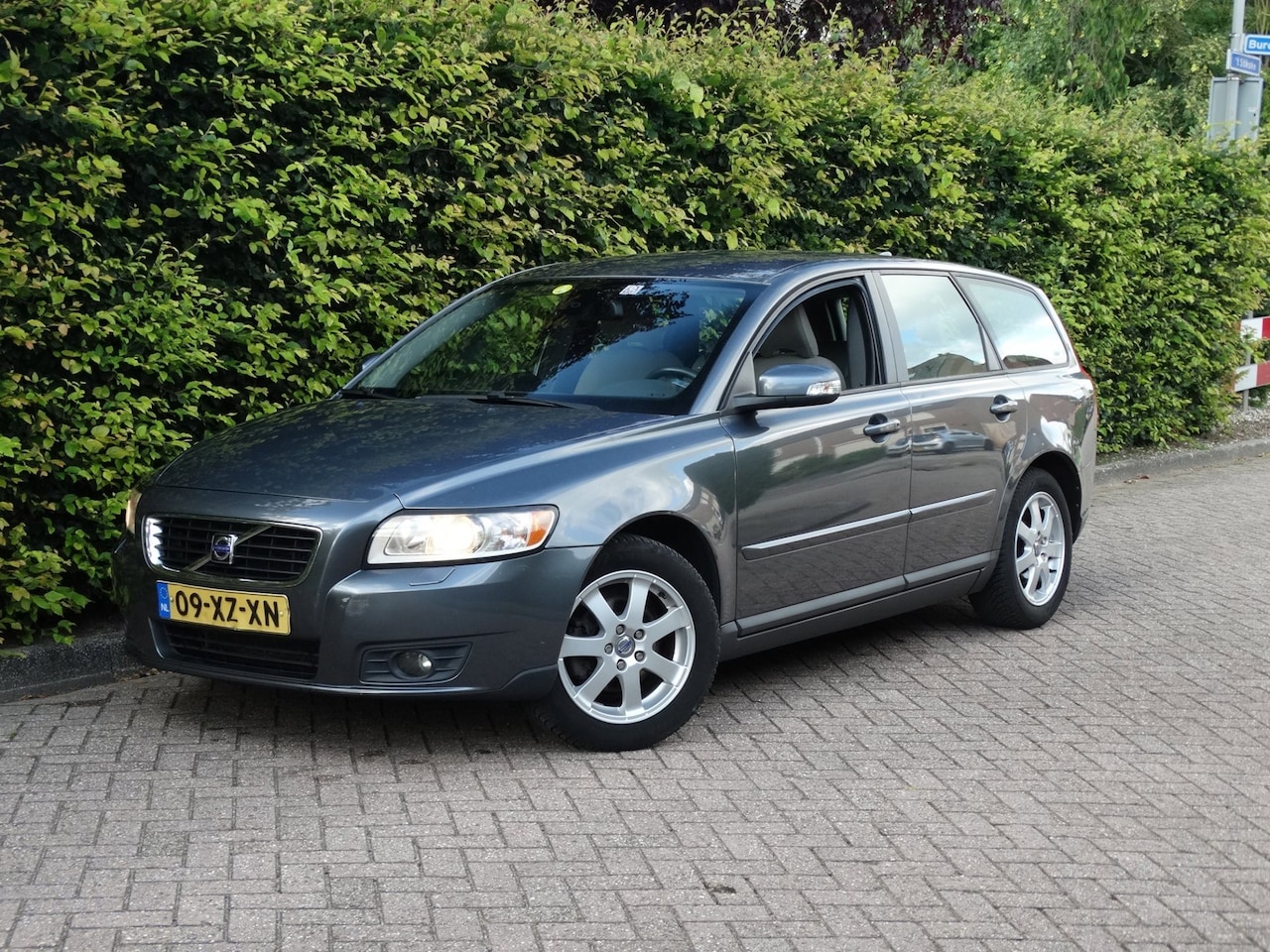 Volvo V50 - 1.8 Edition I Trekhaak Clima Cruise 16´´Lm apk nieuw - AutoWereld.nl