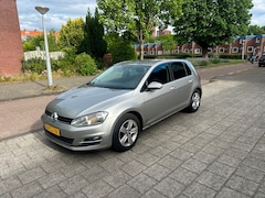 Volkswagen Golf - 1.4 TSI Highline Criose NAVI Alcantara